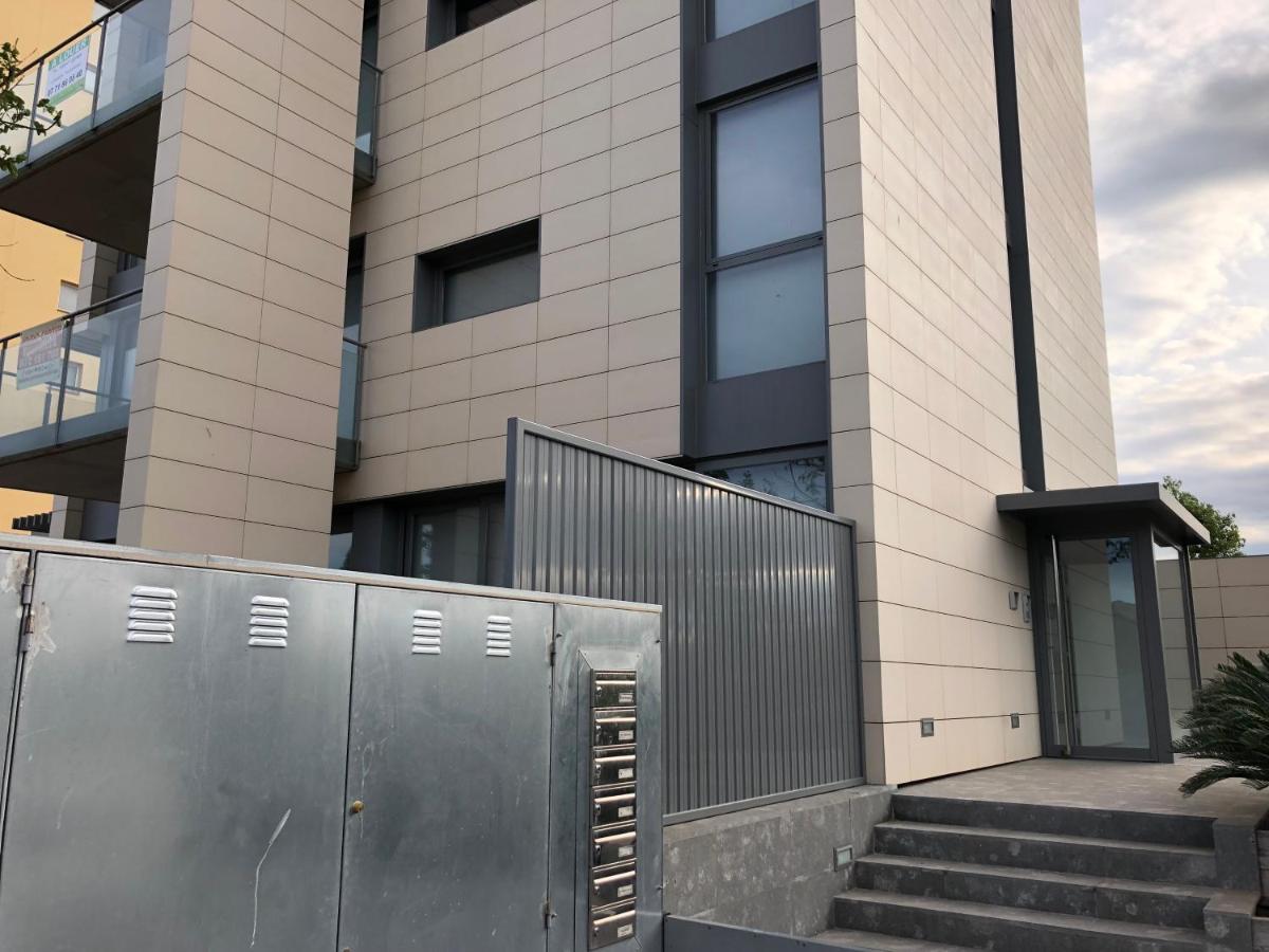 Appartement Plage Salata Rosas Экстерьер фото