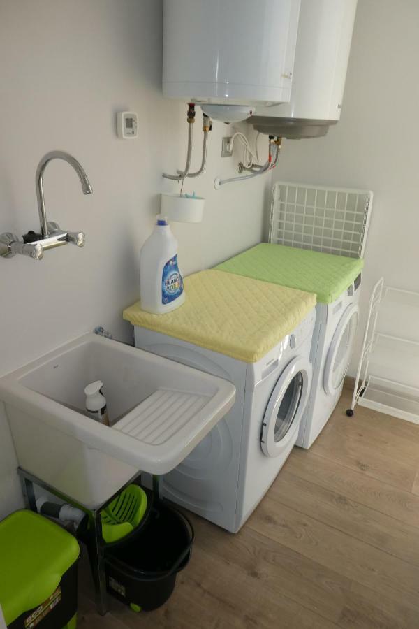 Appartement Plage Salata Rosas Экстерьер фото