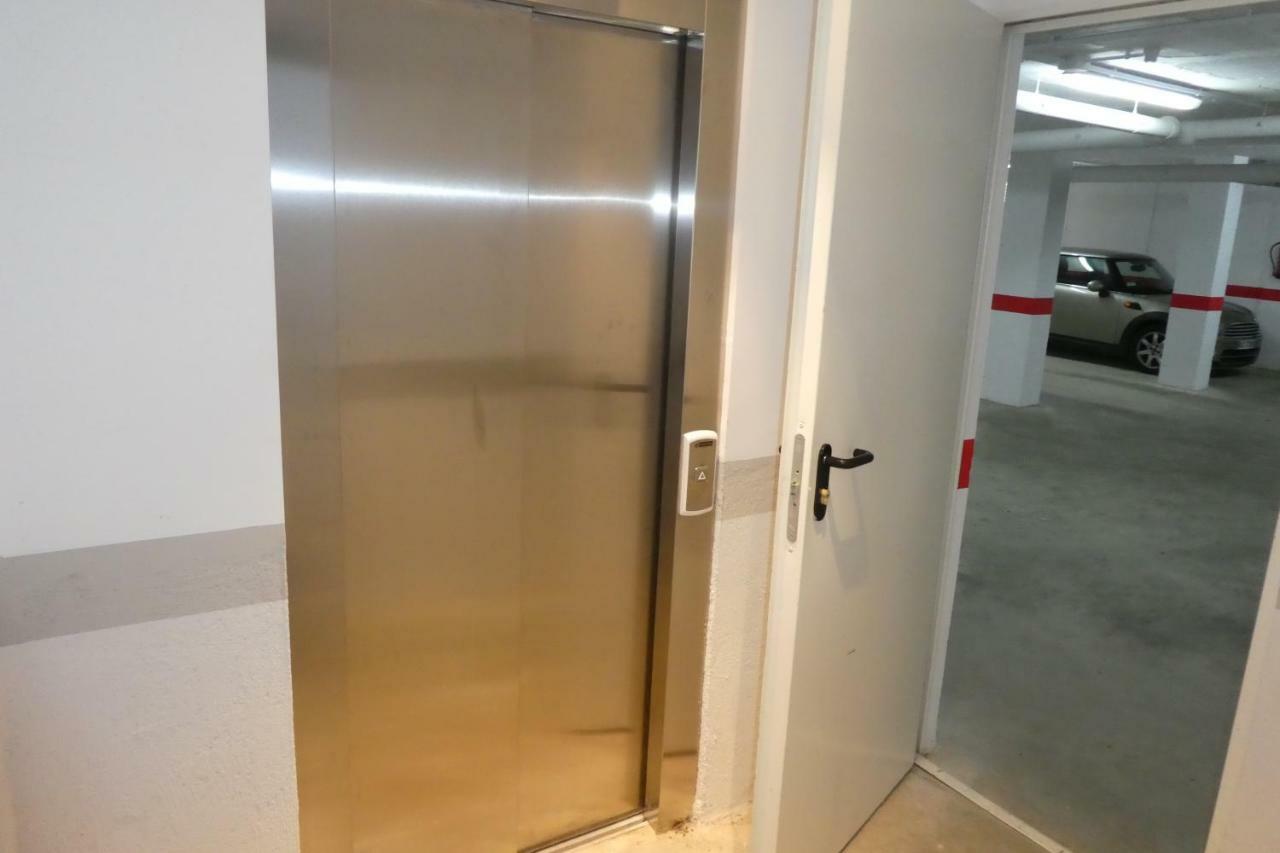 Appartement Plage Salata Rosas Экстерьер фото